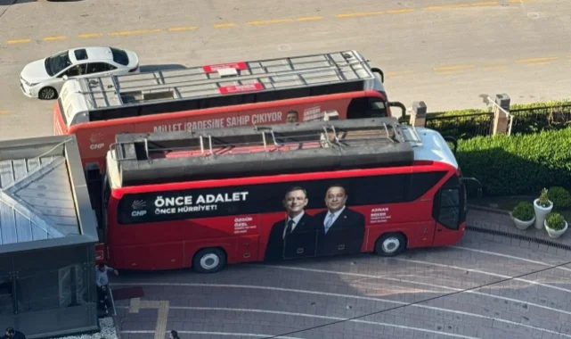 CHP Genel Merkezi'nde tarihe geçen fotoğraf