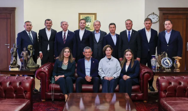 CHP'li büyükşehir belediye başkanlarından 'mutlak butlan' sonrası ortak açıklama