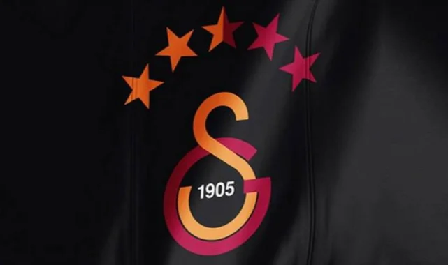 Galatasaraylı futbolcuya AVM'de yumruklu saldırı