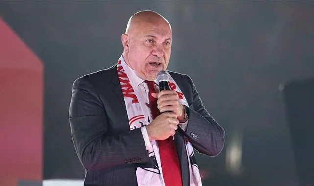 Gazeteci Selçuk Kaya, Başkan Yüksel Yıldırım'ın sözlerini hatırlatarak Samsun'a seslendi: Aman diyelim..