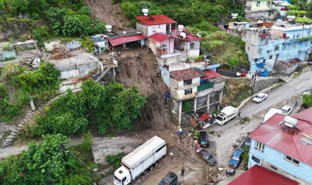 Hatay'da şiddetli sağanak hayatı felç etti! Köprü çöktü ve araçlar sürüklendi: 3 ölü 3 yaralı