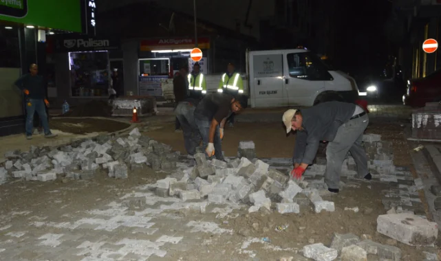 Havza'da selde zarar gören yollarda bakım yapılıyor