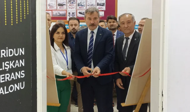 Havza Vakıfbank Atatürk Ortaokulu 4006 TÜBİTAK Bilim Fuarı ve resim sergisi açıldı!