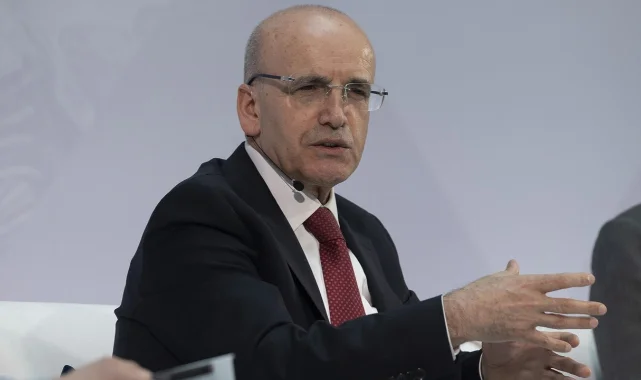 Hazine Bakanı Şimşek'ten sanayi üretimi ve enerji uyarısı
