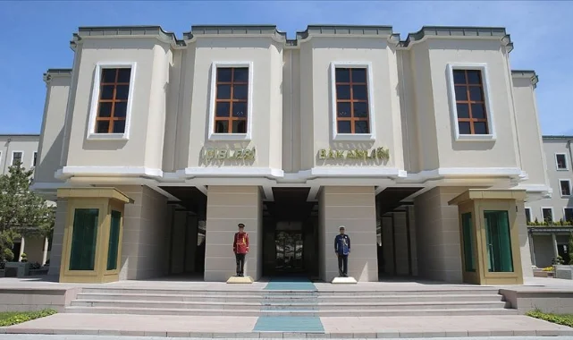 İçişleri Bakanlığı'nda tayin ve atama sistemi değişti: İşte personeli bağlayan 3 yıl şartı