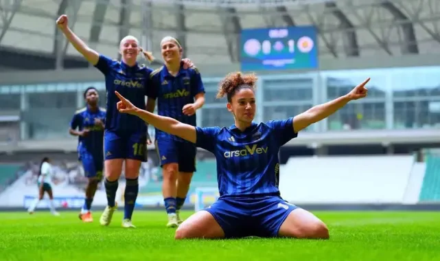Kadın futbolunda şampiyon Fenerbahçe