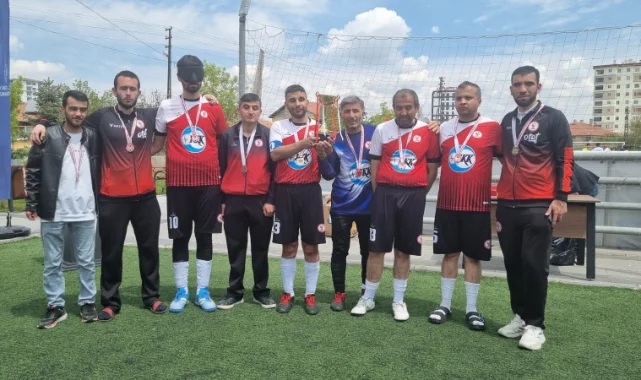 Karadeniz Yıldızı engelleri aşarak 1. Lig biletini kaptı