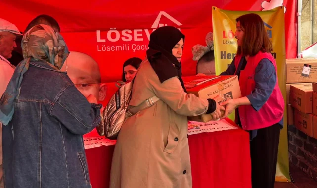 LÖSEV "Mutlu Et" projesi kapsamında Samsun'da et yardımı yaptı
