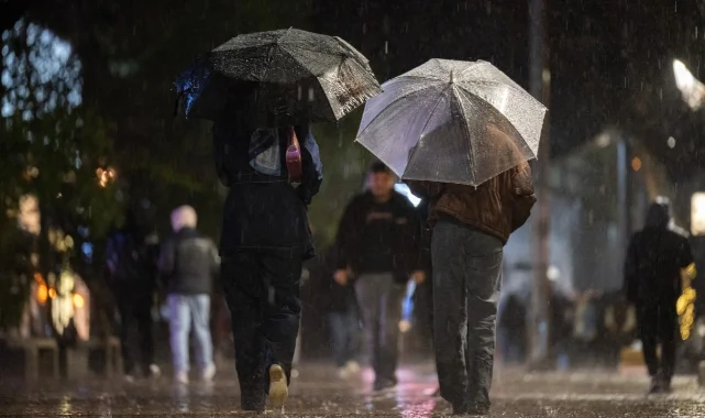 Meteoroloji'den uyarı: Birçok ilde gök gürültülü sağanak bekleniyor