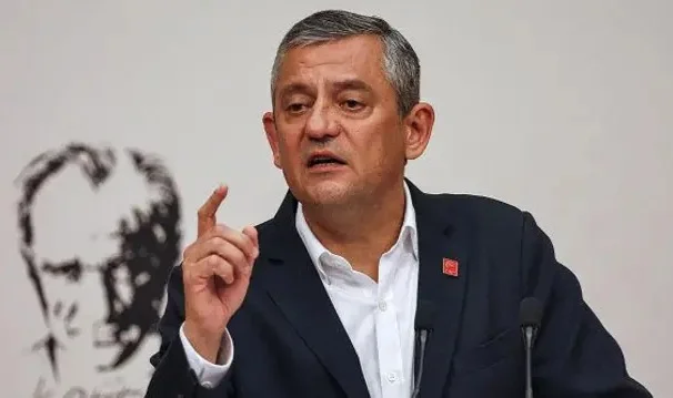 Özgür Özel’den kapalı grup sonrası net mesajlar: Bu kabus biter, iktidar yürüyüşümüz başlar