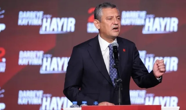 Özgür Özel ve yönetiminin CHP'ye ait banka hesapları donduruldu