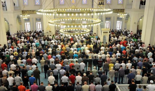 Rize'de bayram namazı saat kaçta kılınacak?