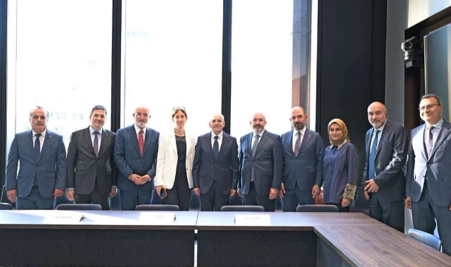 Sampa New York'ta gövde gösterisi yaptı