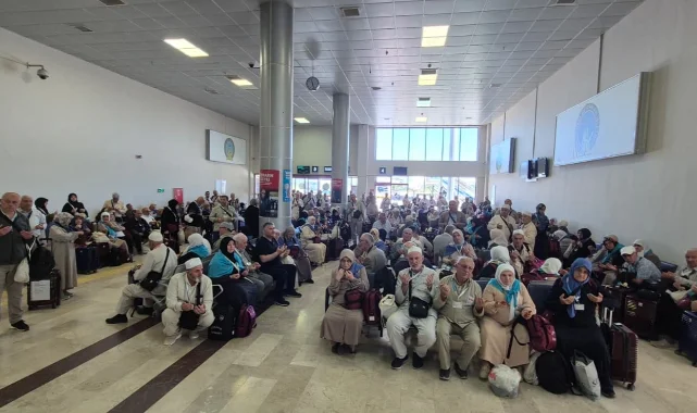 Samsun'da bin 421 hacı adayı kutsal topraklara uğurlanıyor