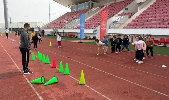 Samsun'da çocuklar atletizmle şenlendi
