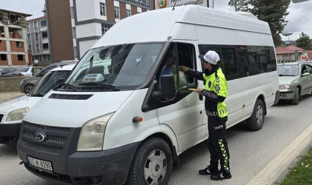 Samsun'da Trafik Ekiplerinden Bilinçlendirme Çalışması