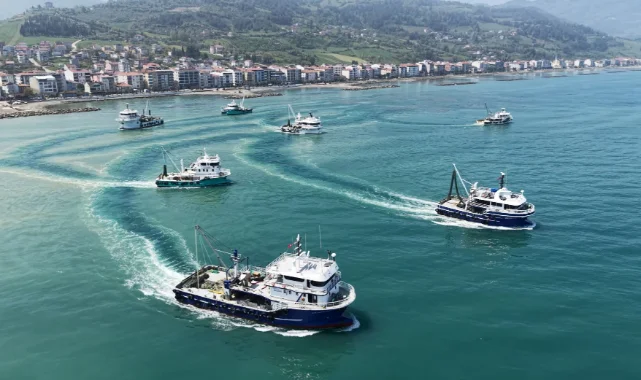Samsun Yakakent'te balıkçılardan Celal Şen anısına vefa turu