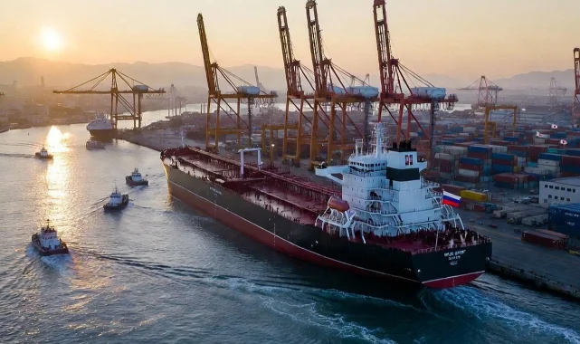 Savaştan Bu Yana Bir İlk: Japonya Rus Petrolünü Teslim Aldı