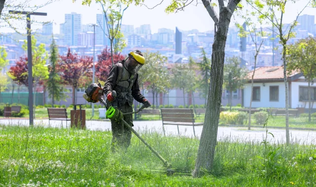 SBB'den bayram temizliği: Park ve bahçeler bakıma alındı