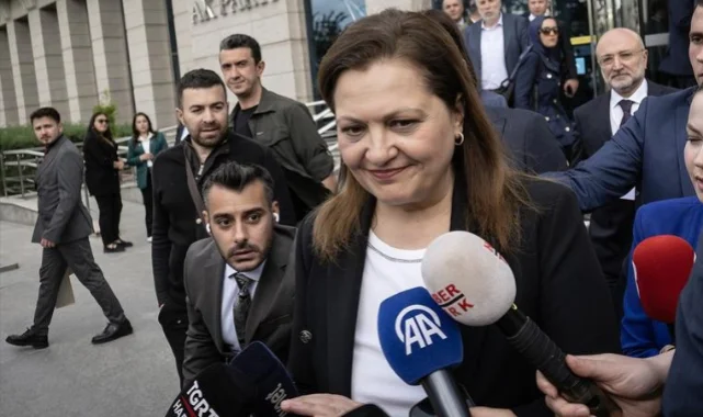 Siyaset kulislerini sallayan itiraf: "Gecenin bir yarısı gelen mesajlar kararımda etkili oldu"