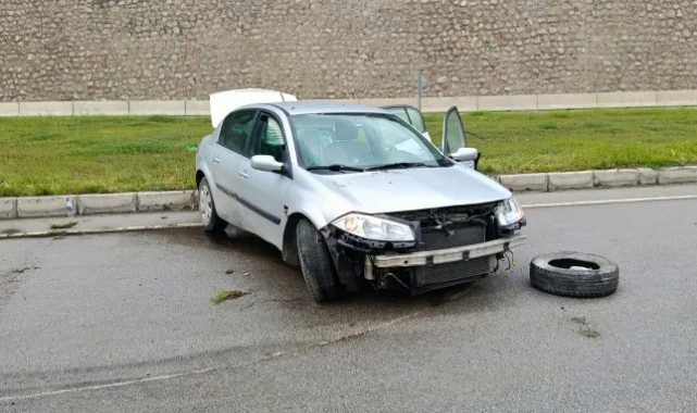 Taşova'da peş peşe kaza: 4 yaralı