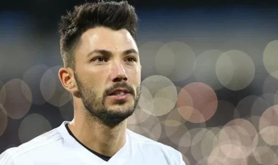 Tolgay Arslan futbolu bıraktı: Hangi takımlarda oynadı, neden bıraktı?