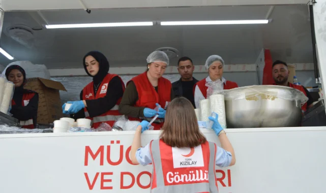 Türk Kızılay Samsun’dan Havza’ya Şefkat Eli: Selzedelere Ve Ekiplere Her Gün Sıcak Yemek!