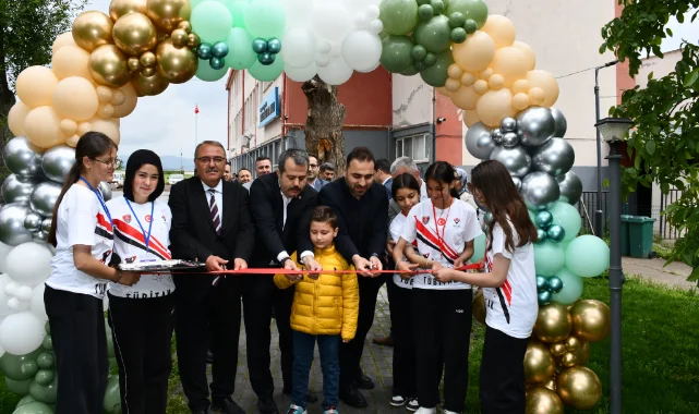 Vezirköprü'de TÜBİTAK 4006 bilim fuarı yapıldı