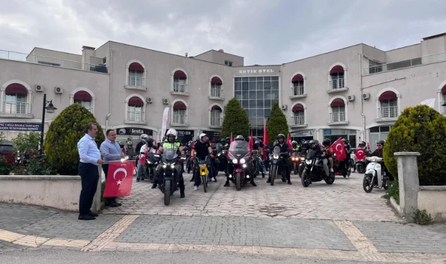 Vezirköprü'de 19 Mayıs coşkusu: VEMOK'tan dev motosiklet korteji