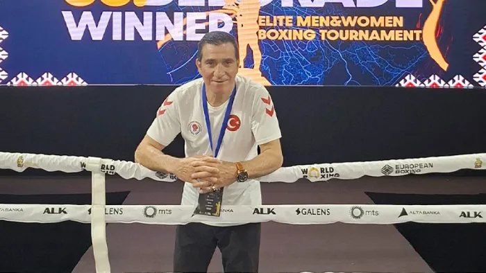 Atakum Belediyespor Boks Antrenörü Tataroğlu: Milli takımın başında 12 madalya