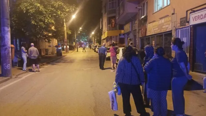 Böylesi ilk! Kaza yaptı binaları boşalttırdı...
