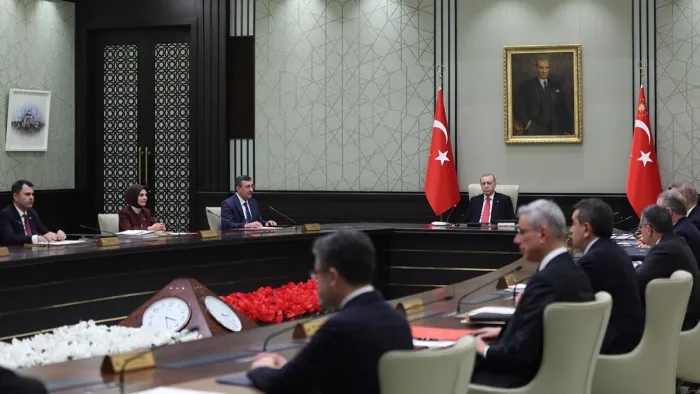 Cumhurbaşkanlığı kabinesi yoğun gündemle toplanıyor
