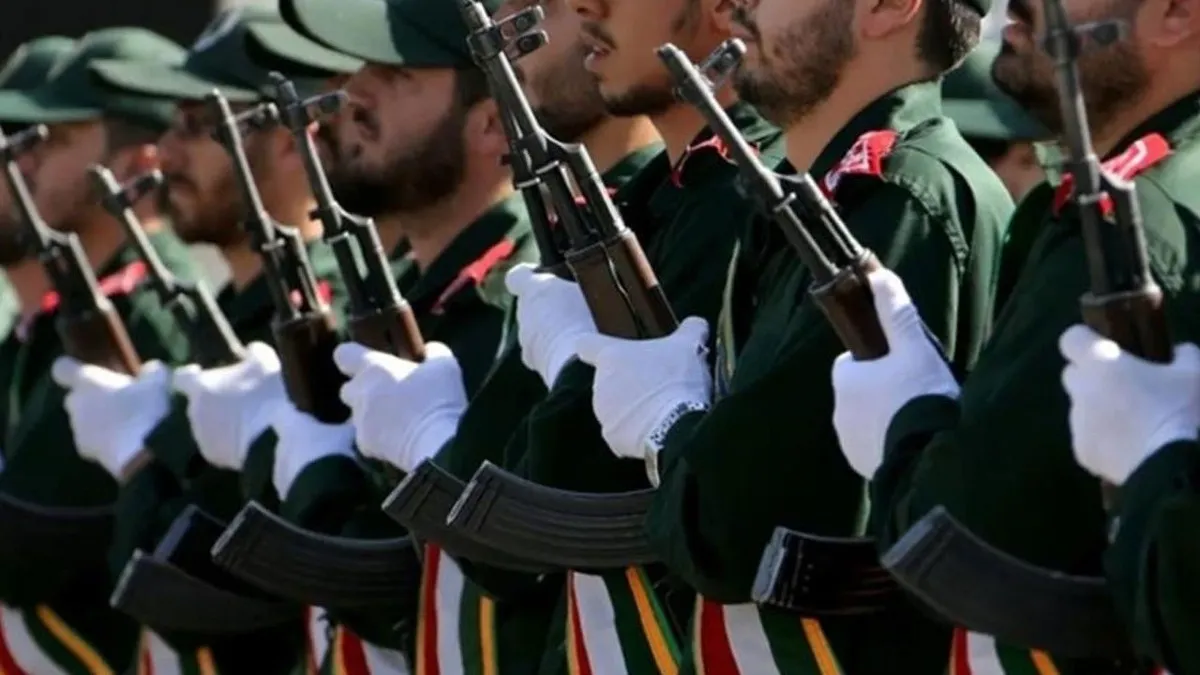 Devrim Muhafızları duyurdu: ABD'nin insansız gemisi hedef alındı