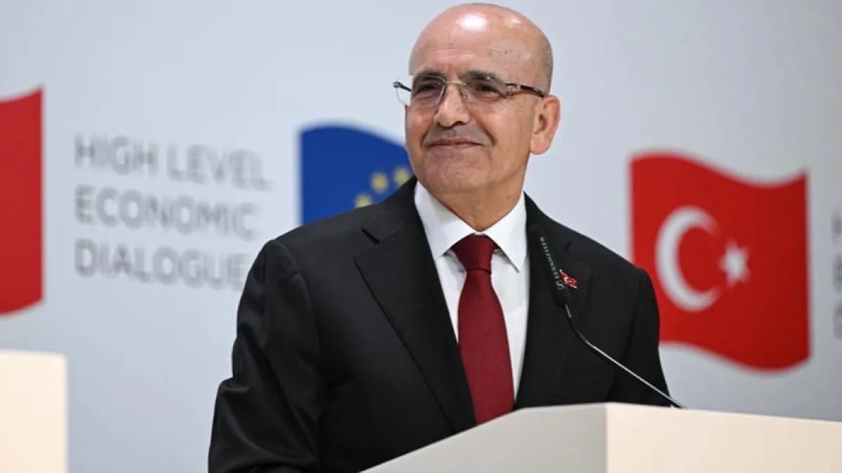 Hazine ve Maliye Bakanı Mehmet Şimşek'ten TL açıklaması