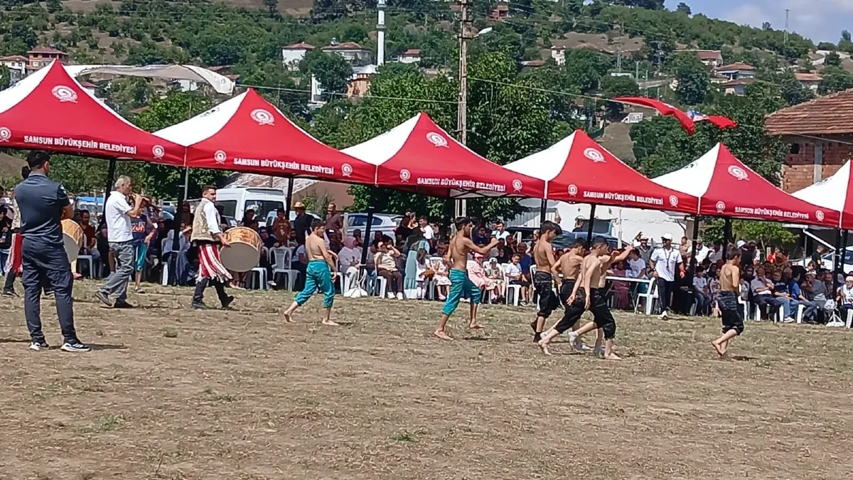 Kavak'ta geleneksel mahalle şenliğine yoğun ilgi