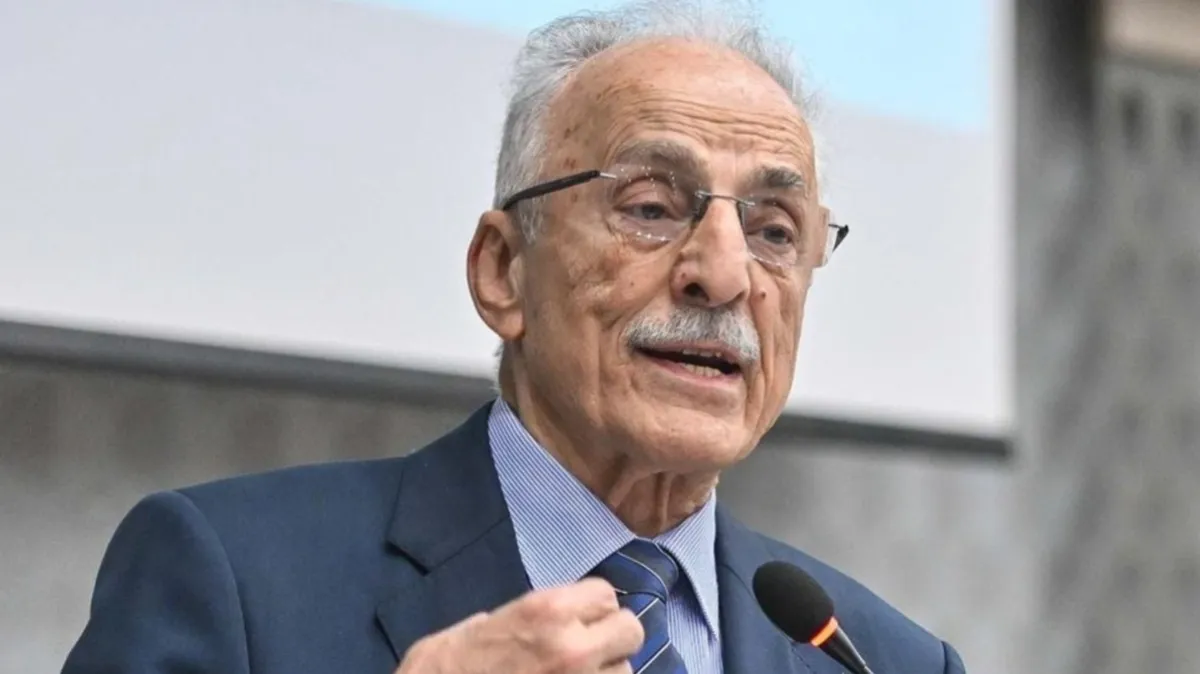 Murat Karayalçın "chp'ye büyük bir tuzak kuruldu" diyerek çağrı yaptı