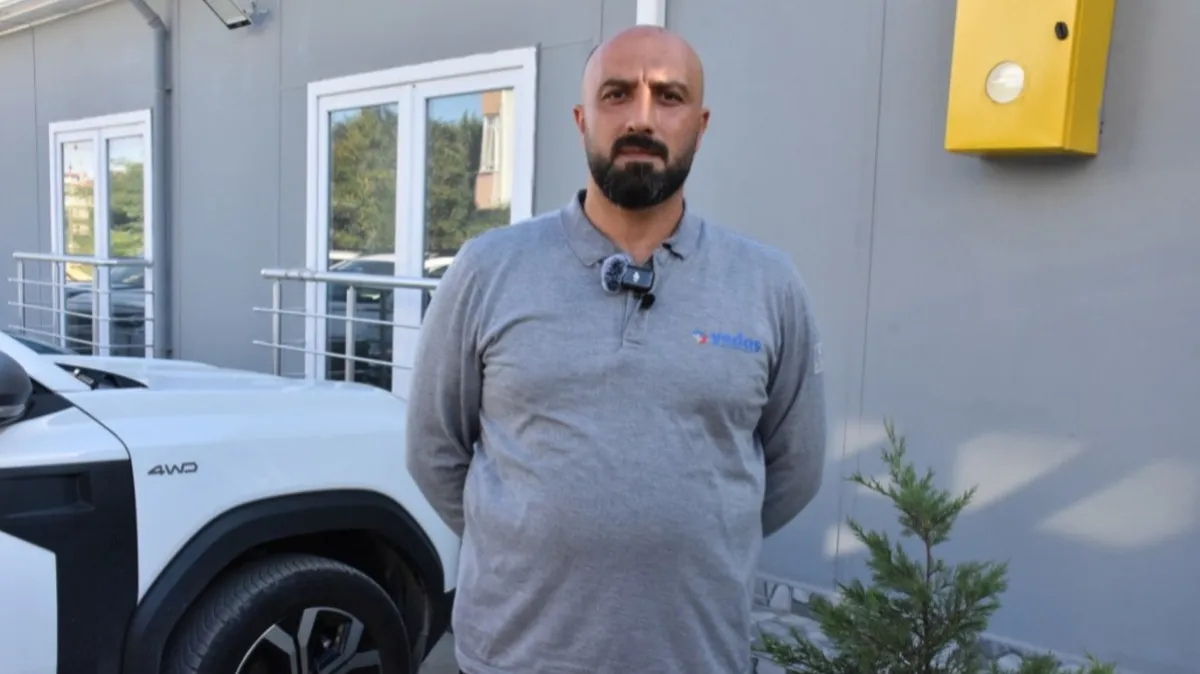 Nefes alamayan sürücüye trafikte hayat kurtaran müdahale