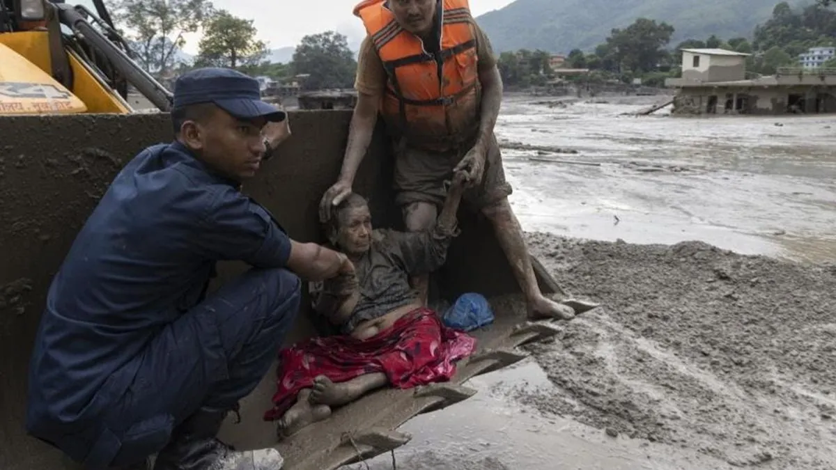 Nepal’de sel felaketinin bilançosu ağırlaştı