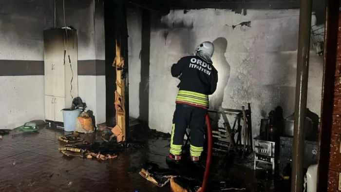 Ordu'da Cami yangını: İmam ve ailesi hastaneye kaldırıldı