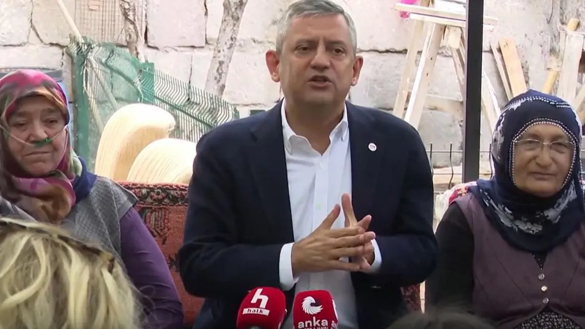 Özgür Özel'den ev kadınlarına emeklilik vaadi! Primleri devlet ödeyecek
