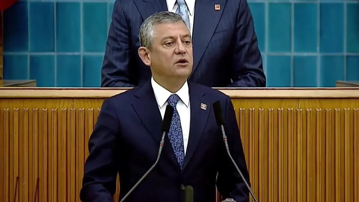 Özgür Özel'den kurultay için tarih verip resti çekti