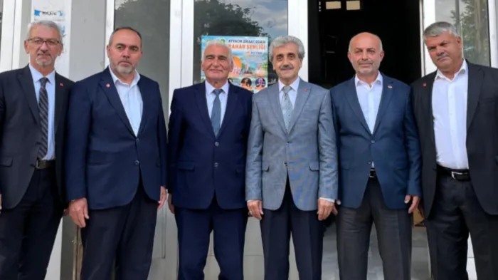Saadet Partisi heyeti Ayvacık'ta vatandaşlarla buluştu