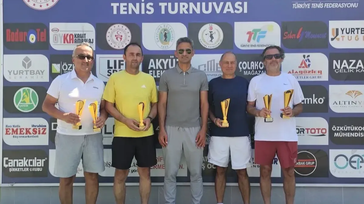 Samsun Tenis Kulübü Çaycuma'da fırtına estirdi