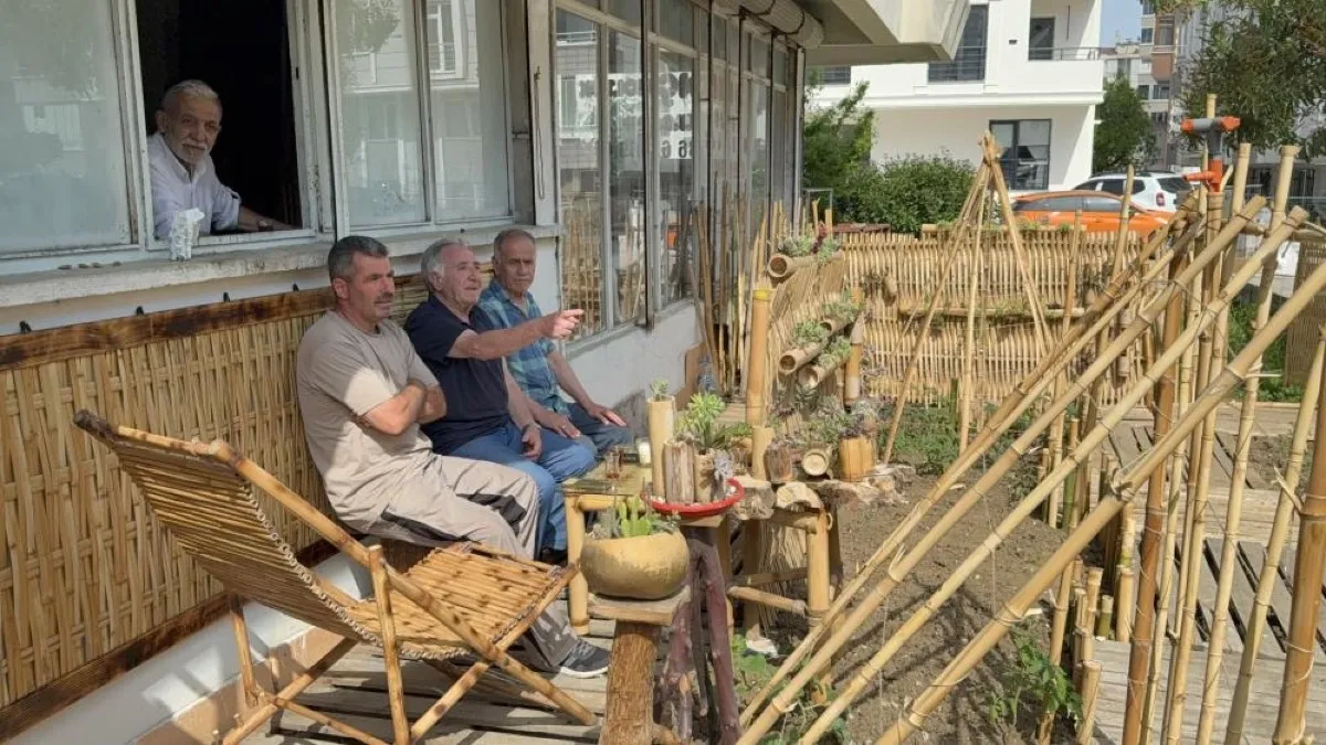 Samsun'da 27 yıllık sağlıkçı bambuyu sanat eserine dönüştürüyor