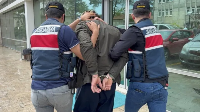 Samsun'da bayram ziyaretinde DEAŞ operasyonu: 1 gözaltı