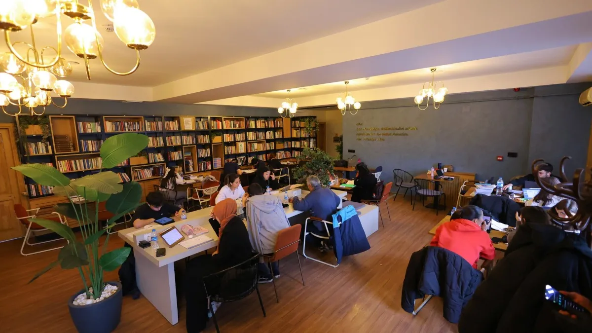 Samsun’da gençlerin yeni adresi: Rasathane Kitap Kafe
