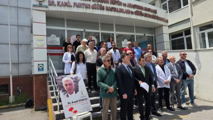 Samsun'da görevi başında öldürülen Dr. Kamil Furtun anıldı