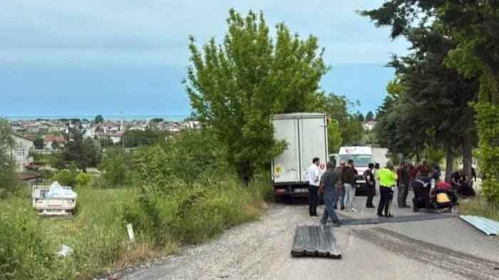 Samsun'da pikap ile kamyonet çarpıştı, birden fazla yaralı