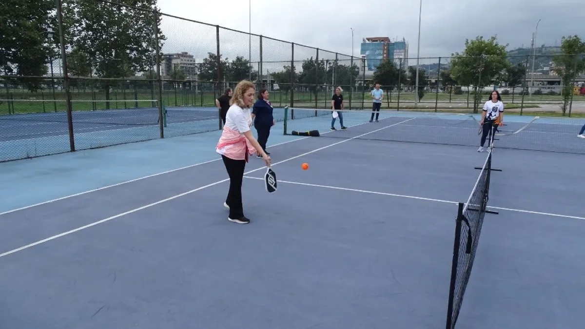 Samsun'da TEİAŞ personeline pickleball eğitimi