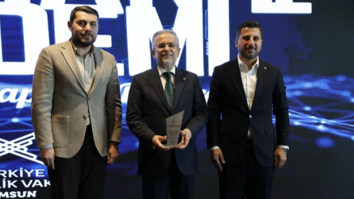 Samsun'da TÜGVA İcathane Atölyesi'nin kapanış programı düzenlendi